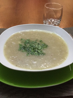 Una foto de Sopa de sémola con carne