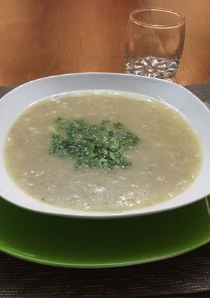 Una foto de Sopa de sémola con carne