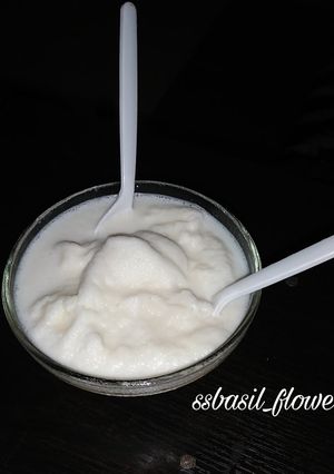 A picture of Homemade butterscotch flavored ice cream.