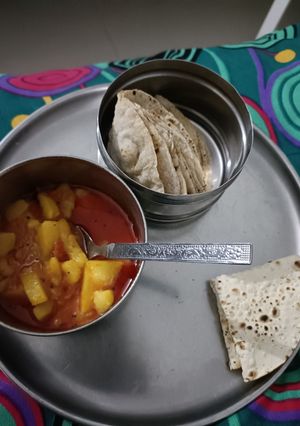 आलू टमाटर की सब्जी (aloo tamatar ki sabzi recipe in Hindi) रेसिपी मुख्य फोटो