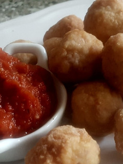 Foto principal de Salsa de tomate aromatizada con ajo, cebolla, albahaca, estragón y tomillo