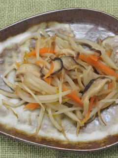 A picture of Stir-fried bean sprouts with miso & butter.