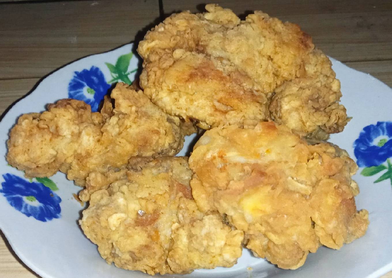 Ayam goreng buatan sendiri