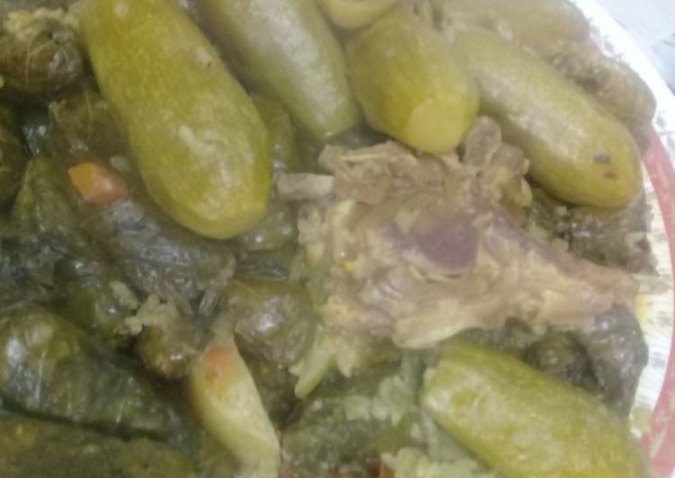 ورق عنب وكوسا يلنجي