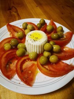 Una foto de Ensalada de tomate veraniega