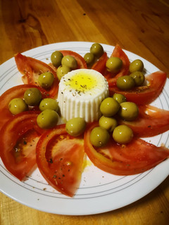 Una foto de Ensalada de tomate veraniega