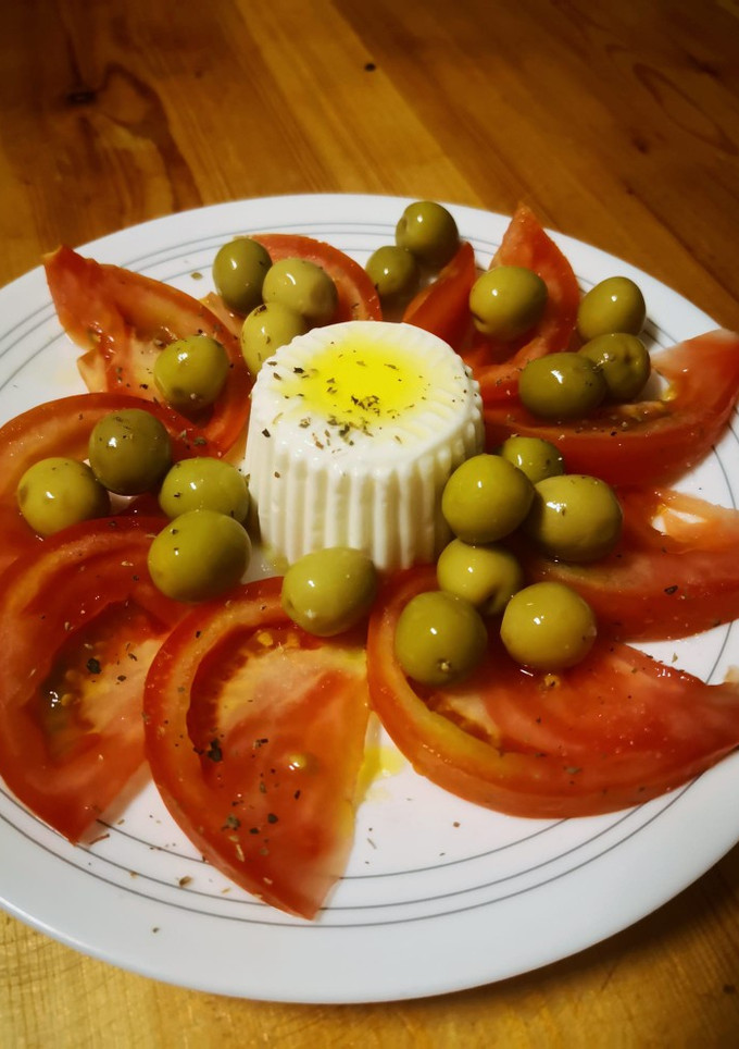 Una foto de Ensalada de tomate veraniega
