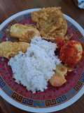 256. Nasi Lengko