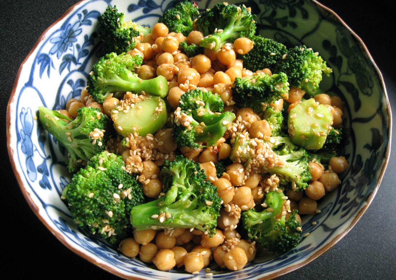 ‘Goma-ae’ Chickpeas & Broccoli