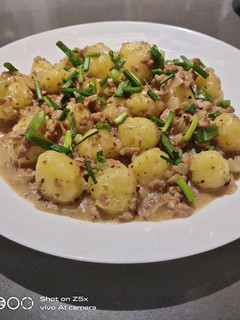 A picture of Potato Balls.