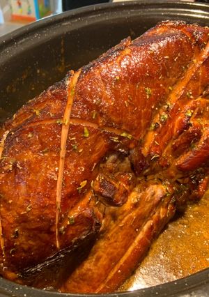 Une photo de Jambon fumé au charbon de bois
