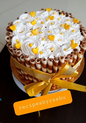 A picture of Eggless Butterscotch Cake.