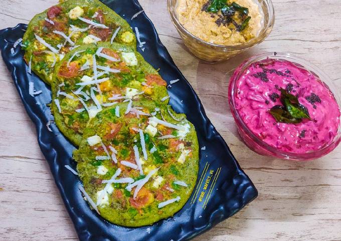 Start the day with nutritious Palak Paneer Uttapam, serve hot for breakfast, the recipe is also very easy.