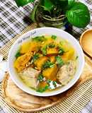 Canh Bí Đỏ Nấu Với Xương