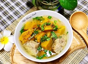 Hình của món Canh Bí Đỏ Nấu Với Xương.