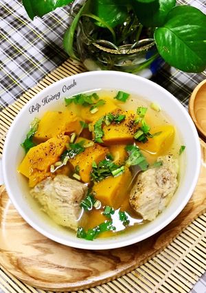 Hình của món Canh Bí Đỏ Nấu Với Xương.