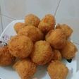 Bola lenglap (ayam, keju kentang, wortel,)