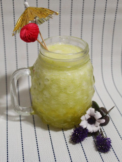 Una foto de Jugo detox de piña 🍍