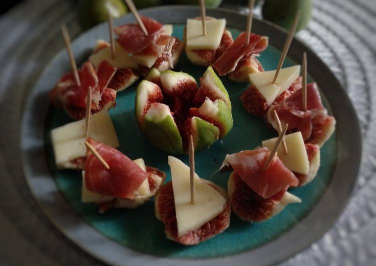 Entrante de higos con jamón y queso