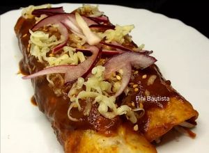 Foto principal de Enchilada de pollo con mole