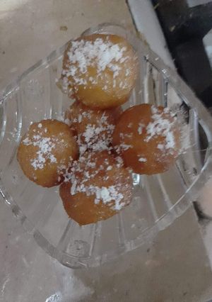 A picture of Gulabjaman.
