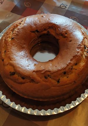 Foto di Ciambellone con yogurt e gocce di cioccolato