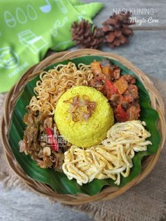 Foto resep Nasi Kuning Magic Com