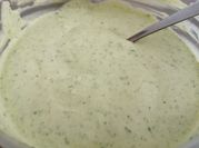 Una foto de salsa cilantro y ajo