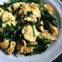 Stir-fried Garlic Chives & Eggs A picture of Stir-fried Garlic Chives & Eggs.