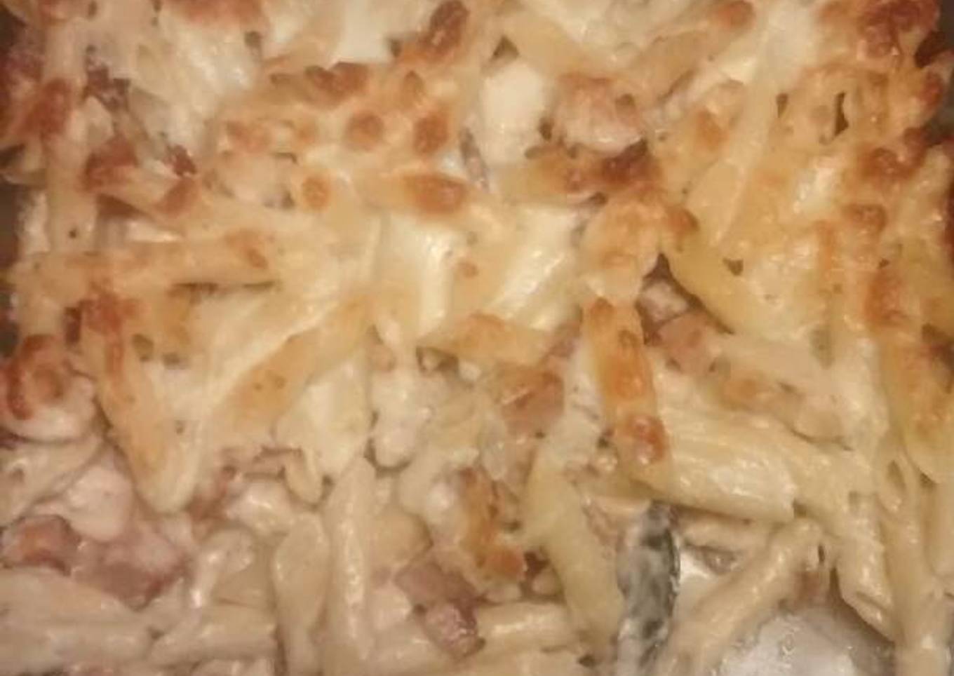 Cheesy Chicken Cordon Bleu Casserole