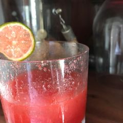 A picture of The cleaning Drink.