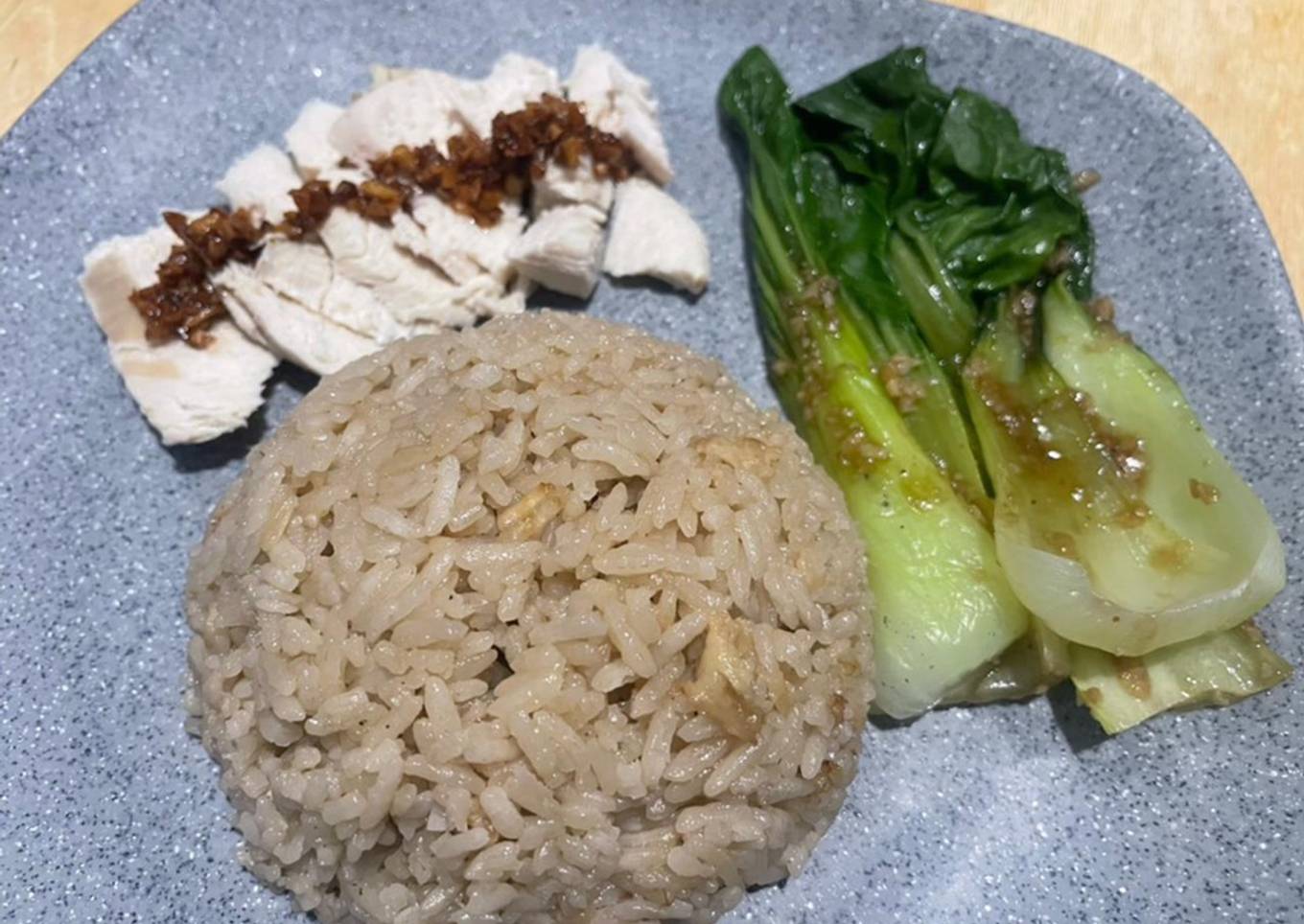 Nasi Hainan Ayam Rebus (Pek Cam Kee)