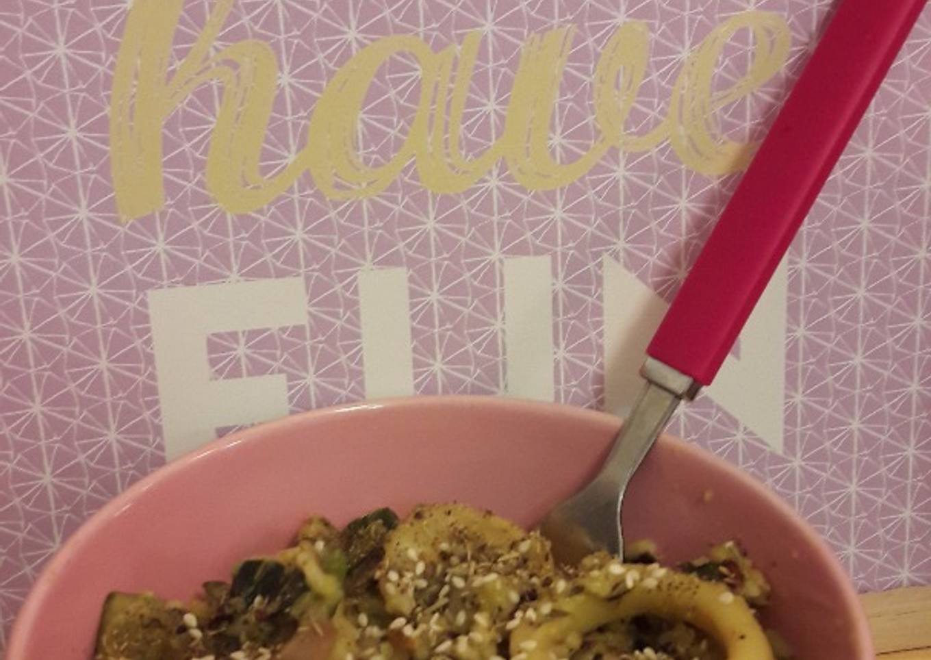 Curry de courgettes, champignons de paris, encornets et riz trois saveurs