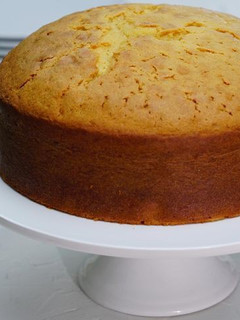 A picture of Plain cake (vanilla flavor).