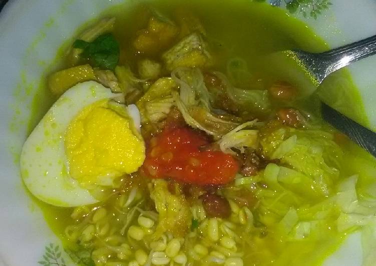 Bagaimana Menyiapkan Soto Ayam Anti Gagal