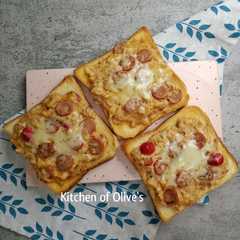 Tuna Melt a la Kitchen of Olive's রেসিপির প্রধান ছবি