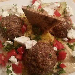 A picture of Bulgur Meatball Plate.