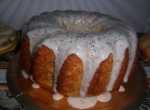 Una foto de Budín de limón y semillas de amapola