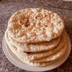 A picture of Pita bread/ home made without oven.