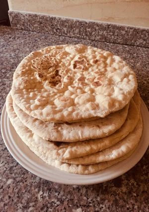 A picture of Pita bread/ home made without oven.
