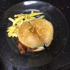 A picture of Zinger burger.