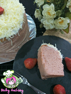 Foto resep Ogura Cake Strawberry Yoghurt