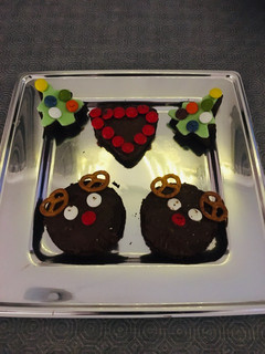 Una foto de Brownie navideño