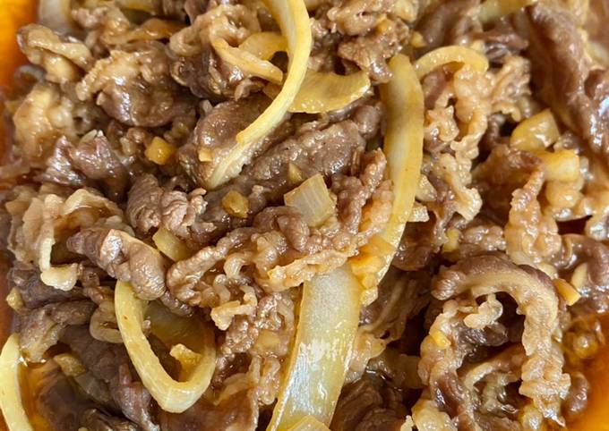 Bagaimana Menyiapkan Beef bowl yakiniku ala Yoshinoya yang Lezat