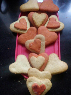 A picture of 💓 cookies.