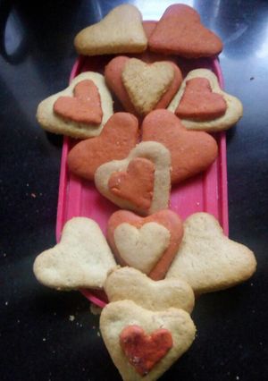 A picture of 💓 cookies.