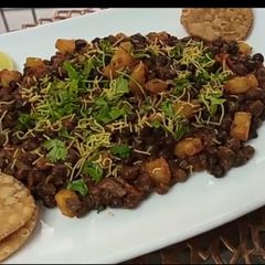 A picture of Kalay chanay ki Chaat.