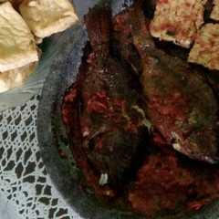 Sambel kemiri....no santan bebas kolesterol রেসিপির প্রধান ছবি