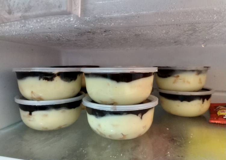 Eclair cake