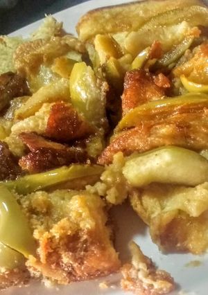 Una foto de Pudin de pan y manzanas